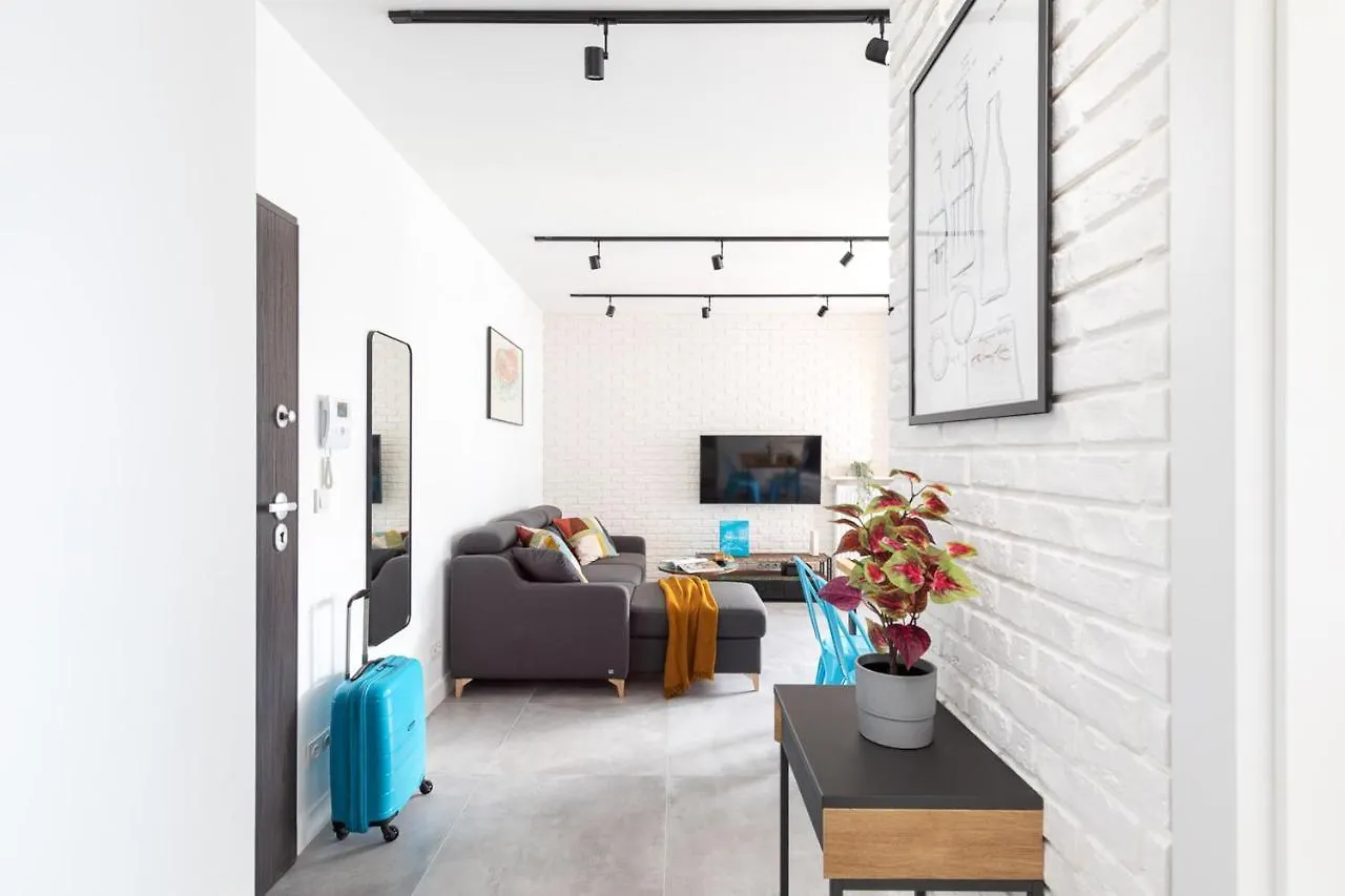 Grzybowska 85 P&O Serviced Apartments location
