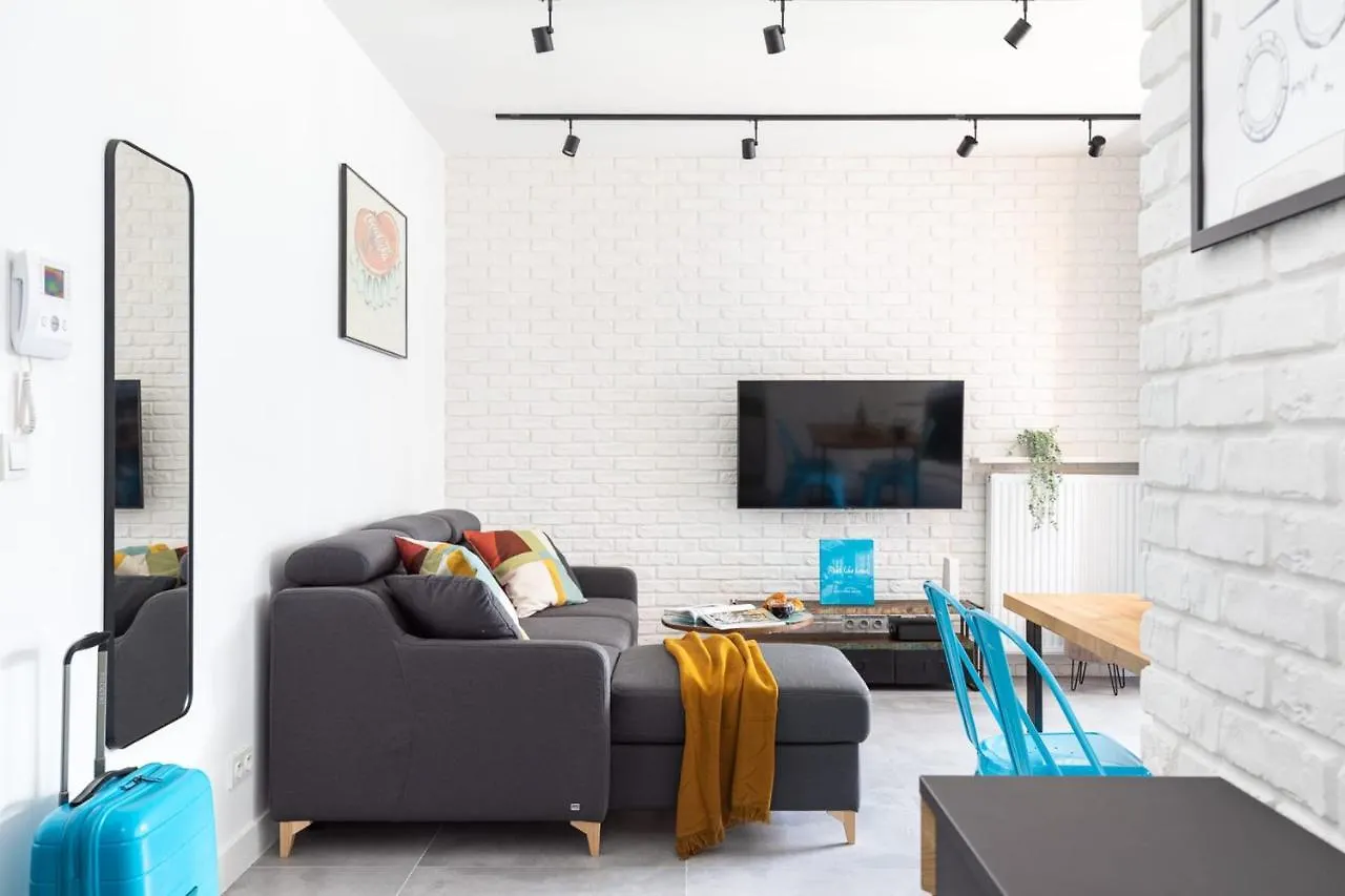 Grzybowska 85 P&O Serviced Apartments Warsaw Poland